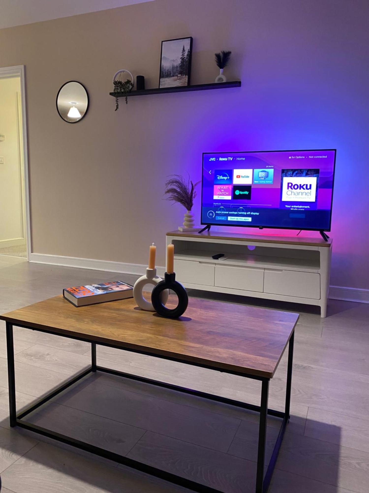 Crawley 2Bed Apartament Close To Gatwick Airport Copthorne  Ngoại thất bức ảnh